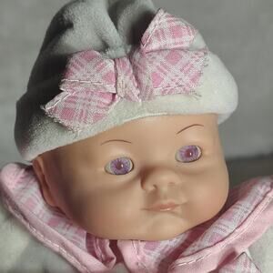 Vintage 1998 Baby Amanda Doll CitiToy PinkLavender Eyes Cloth Body Plush Outfit